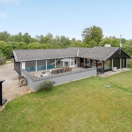 Holiday home Cozy In Knebel With Wifi