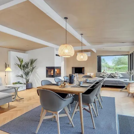 Skodshovedgard Knebel Ix